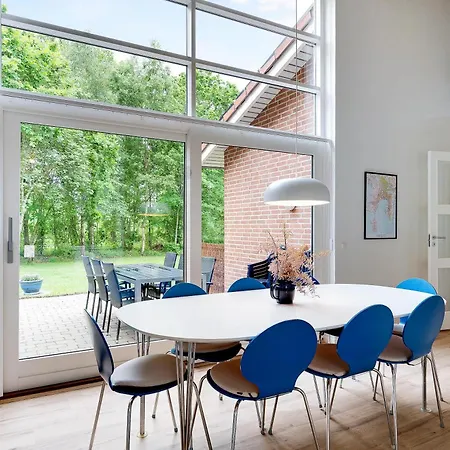 A Beautifully Newly Renovated 8-person By Begtrup Vig Beach, * Knebel