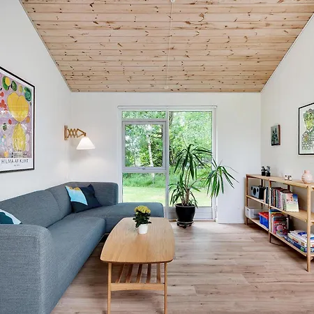 Holiday home A Beautifully Newly Renovated 8-person By Begtrup Vig Beach, *