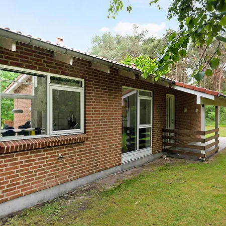 A Beautifully Newly Renovated 8-person By Begtrup Vig Beach, Holiday home *