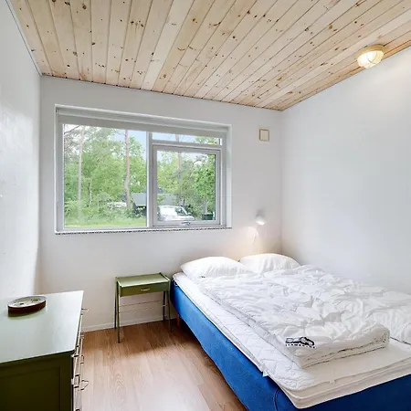 Holiday home A Beautifully Newly Renovated 8-person By Begtrup Vig Beach,
