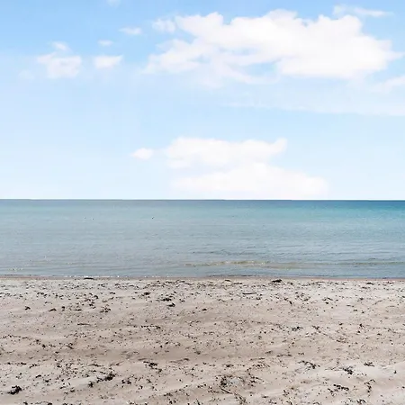 A Beautifully Newly Renovated 8-person By Begtrup Vig Beach, *